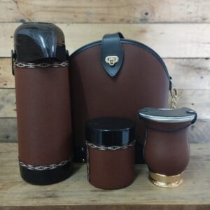 Kit Chimarrão Bolsa, Térmica, Cuia e Porta Erva